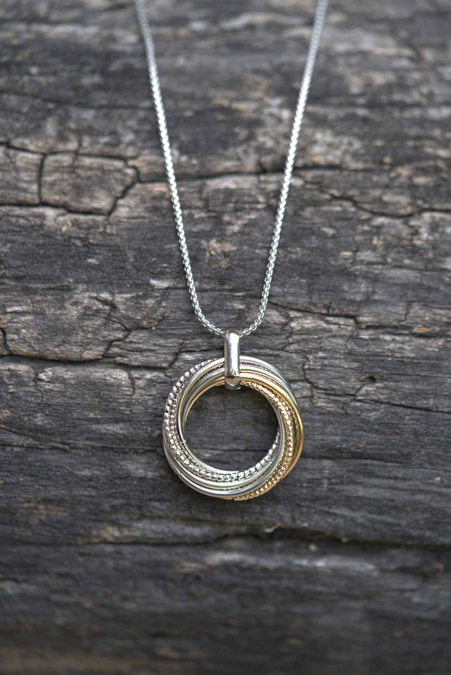 Two-Tone Interlocking Circle Pendant Necklace – Stainless Steel & Gold Layered