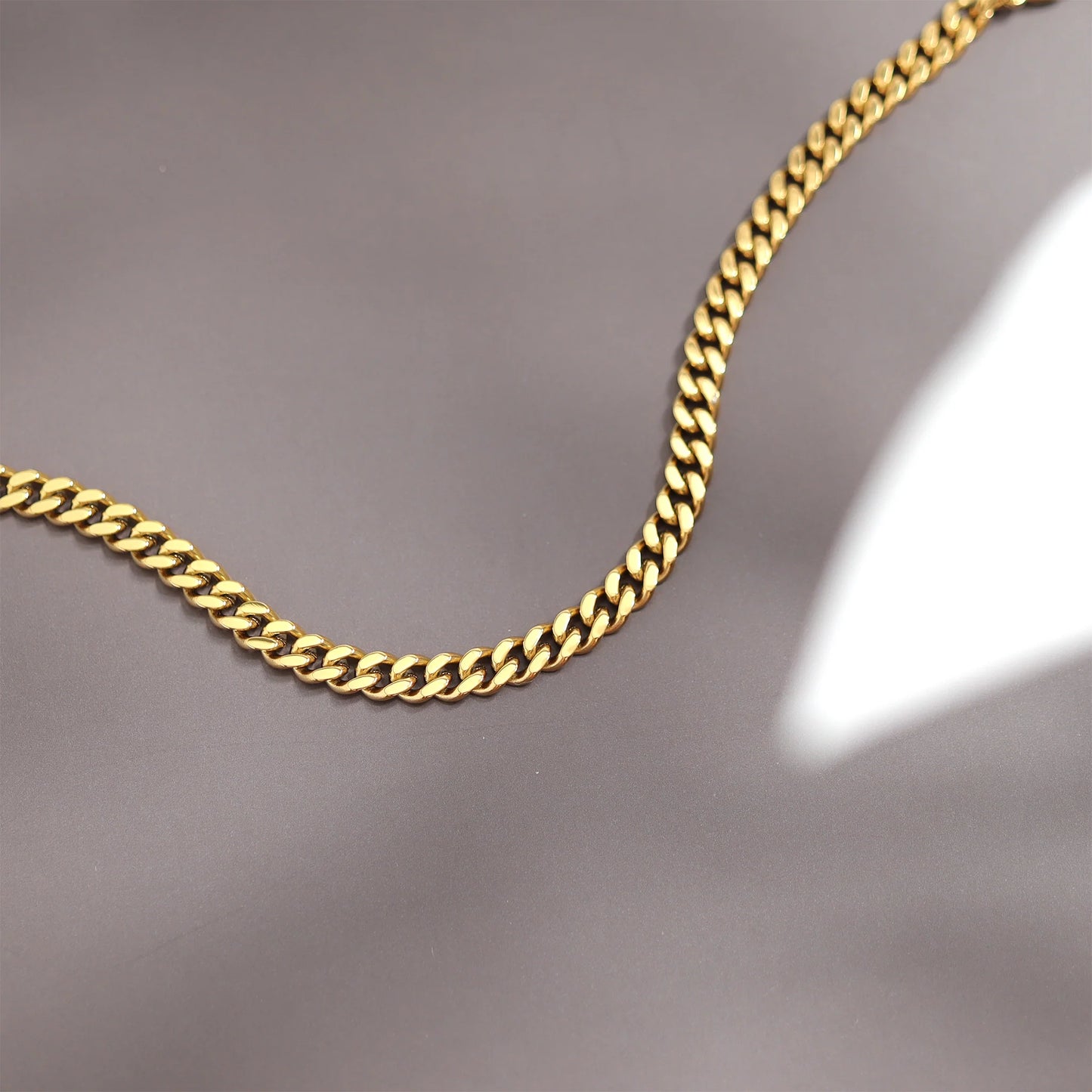 18k Gold PVD diamond cut curb chain bracelet