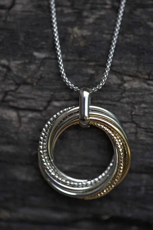 Two-Tone Interlocking Circle Pendant Necklace – Stainless Steel & Gold Layered