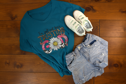 Trusting God Graphic Tee